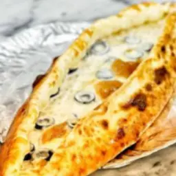 فطائر جبن بالزيتون